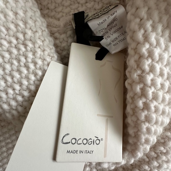 NWT cocogio Women's One Size Ivory Knit Cowl Neck Open Sides Poncho Sweater Top - Picture 11 of 15